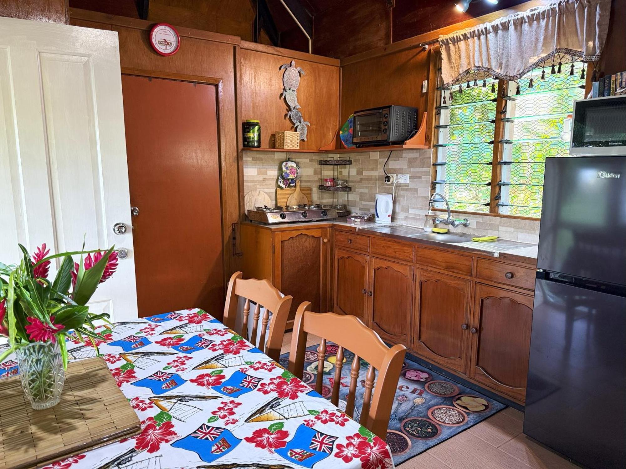 Sigasiga Sands Boutique Bungalows Savusavu Pokoj fotografie